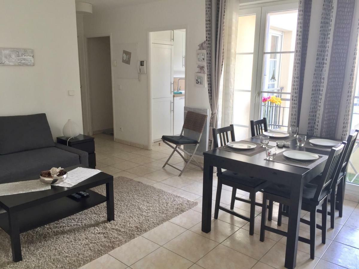 Julie'S Apartment Disneyland Serris Bagian luar foto
